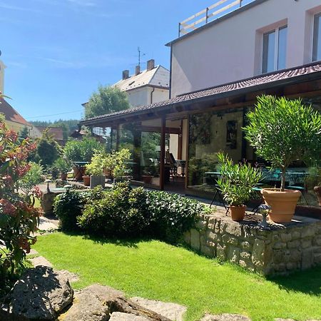 Penzion Na Hostici Cimer Exteriör bild